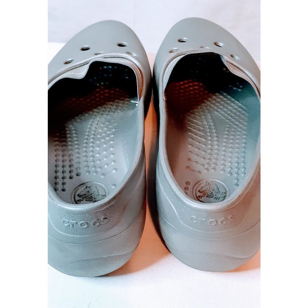 Crocs - Picture 4 of 7